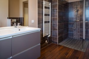 Quelle peinture pour salle de bain - lemaire peinture rénovation