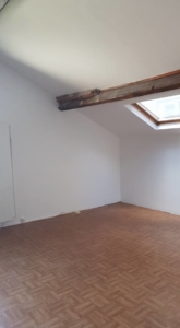 ragréage & rénovation appartement Paris : application peinture velours sur murs (marque unikalo), primaire accrochage au sol pour ragréage P3 fibré au sol…