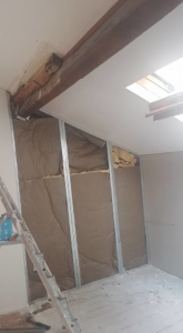 ragréage & rénovation appartement Paris : application peinture velours sur murs (marque unikalo), primaire accrochage au sol pour ragréage P3 fibré au sol…