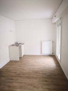 Travaux de peinture et rénovation de sols appartements locatifs