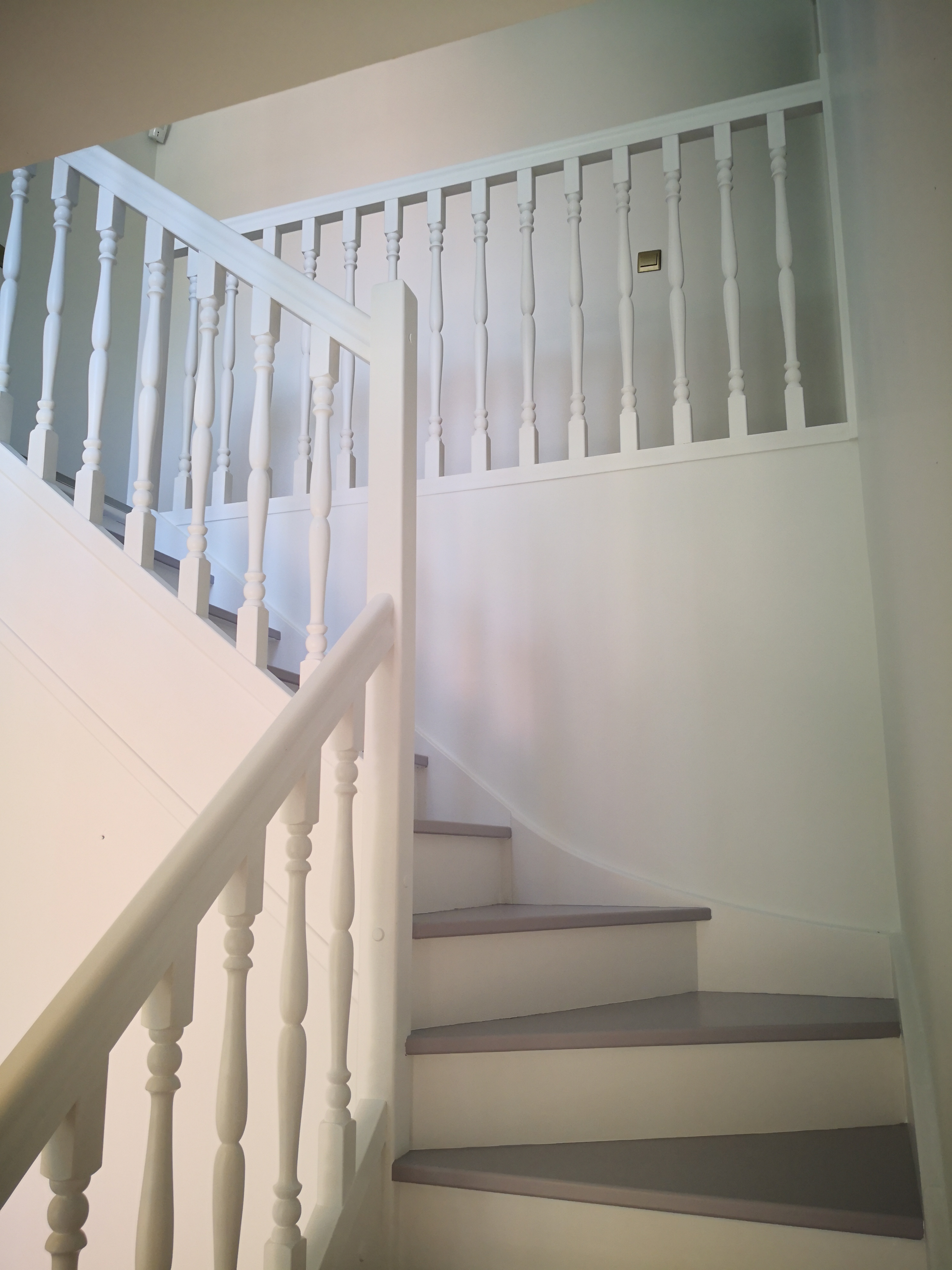 Rénovation peintures et cuisine d'une maison à Coulommiers