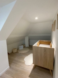 Rénovation, aménagement combles d'une maison à Le Perreux-sur-Marne par Lemaire Peinture Rénovation