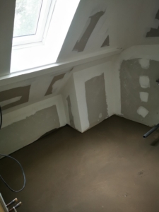 Rénovation, aménagement combles d'une maison à Le Perreux-sur-Marne par Lemaire Peinture Rénovation