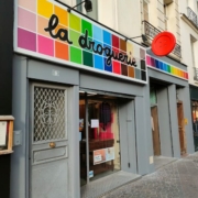 Rénovation devanture magasin enseigne Paris Lemaire Peinture Renovation